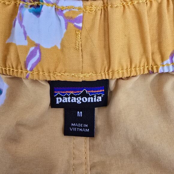 Patagonia Barely Baggies Shorts Womens Medium Yellow 2.5" Inseam Drawstring - Picture 6 of 9